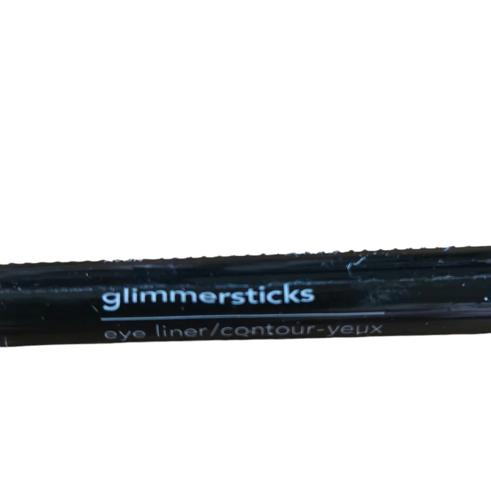 Avon 2pc Glimmersticks Eyeliner: Sparkling Silver & Rich Gold